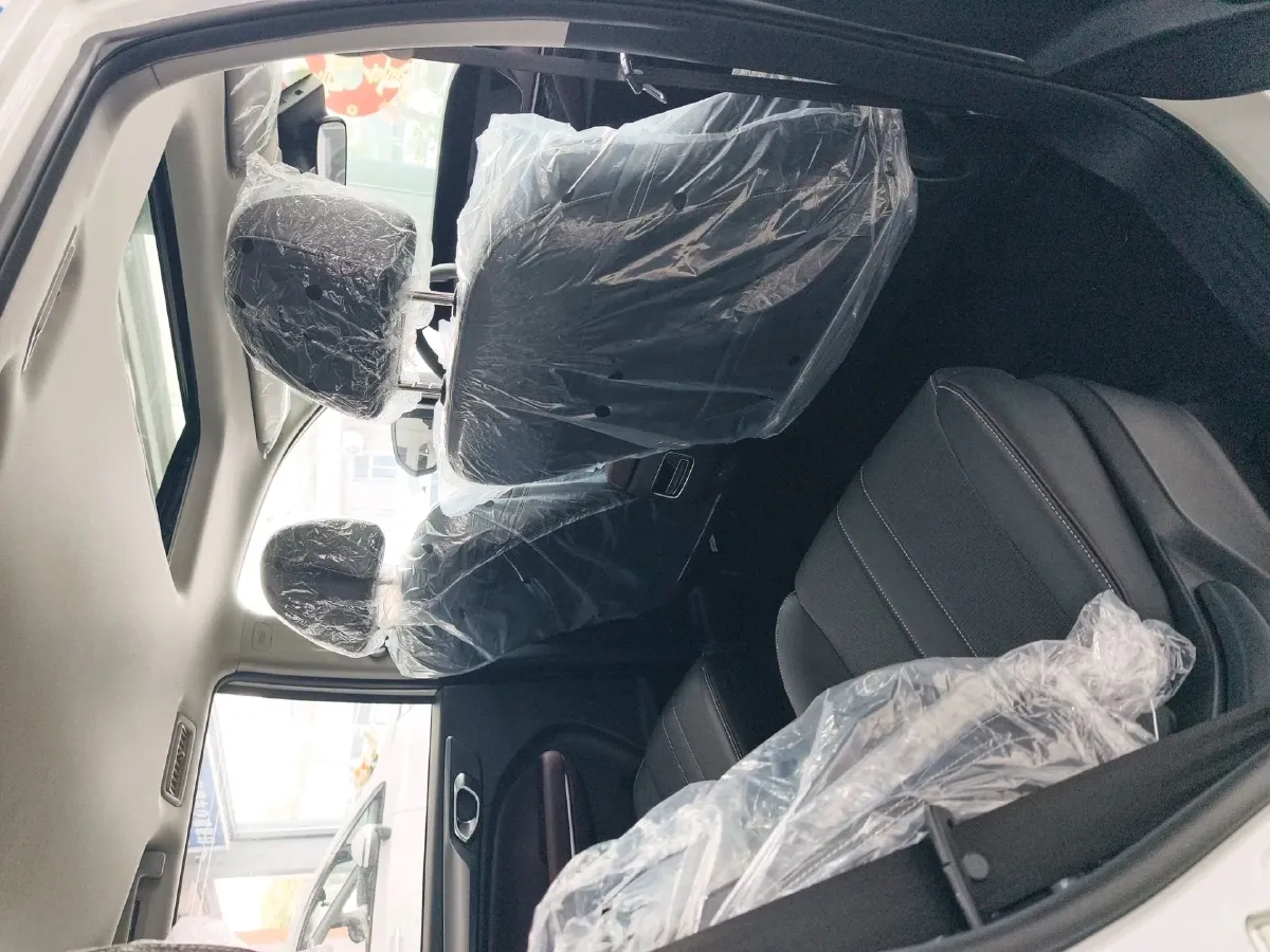 2023 GAC Trumpchi M6 1.5T 177HP L4 7DCT,autocango,china used car exporter,china ev exporter,chinese used car exporter,chinese used ev exporter