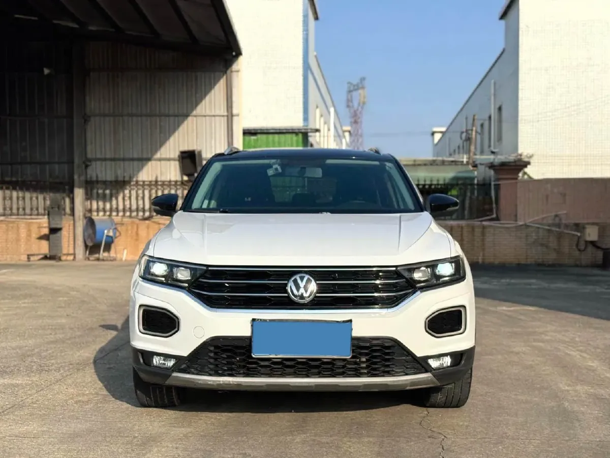 2019 Volkswagen T-Roc 1.4T 131HP L4 7DCT,autocango,china used car exporter,china ev exporter,chinese used car exporter,chinese used ev exporter