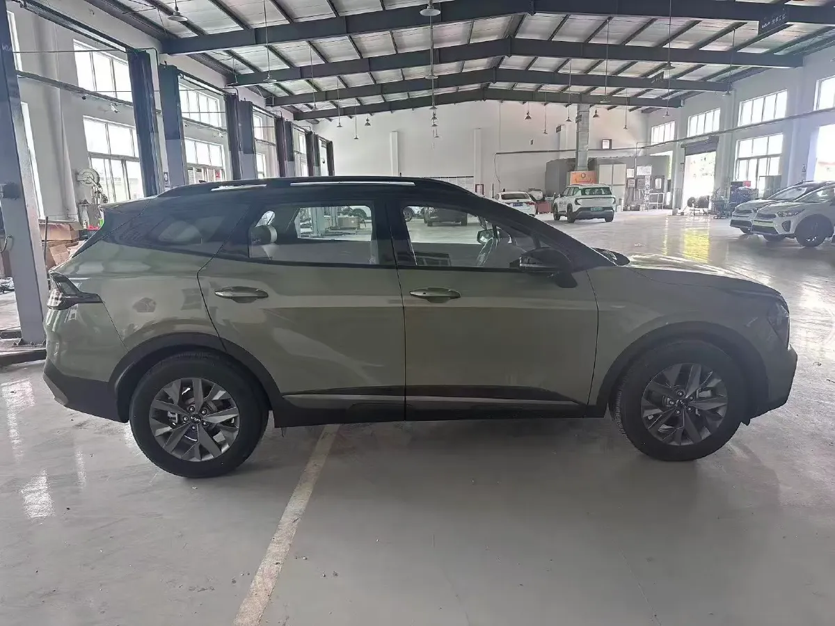 2023 Kia Sportage 2.0L 150HP L4 6AT Hybrid,autocango,china used car exporter,china ev exporter,chinese used car exporter,chinese used ev exporter