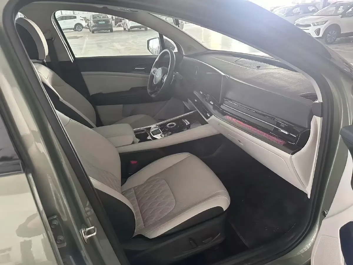 2023 Kia Sportage 2.0L 150HP L4 6AT Hybrid,autocango,china used car exporter,china ev exporter,chinese used car exporter,chinese used ev exporter