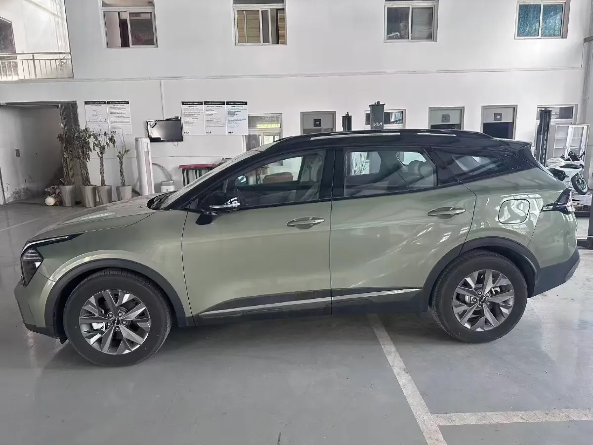 2023 Kia Sportage 2.0L 150HP L4 6AT Hybrid,autocango,china used car exporter,china ev exporter,chinese used car exporter,chinese used ev exporter