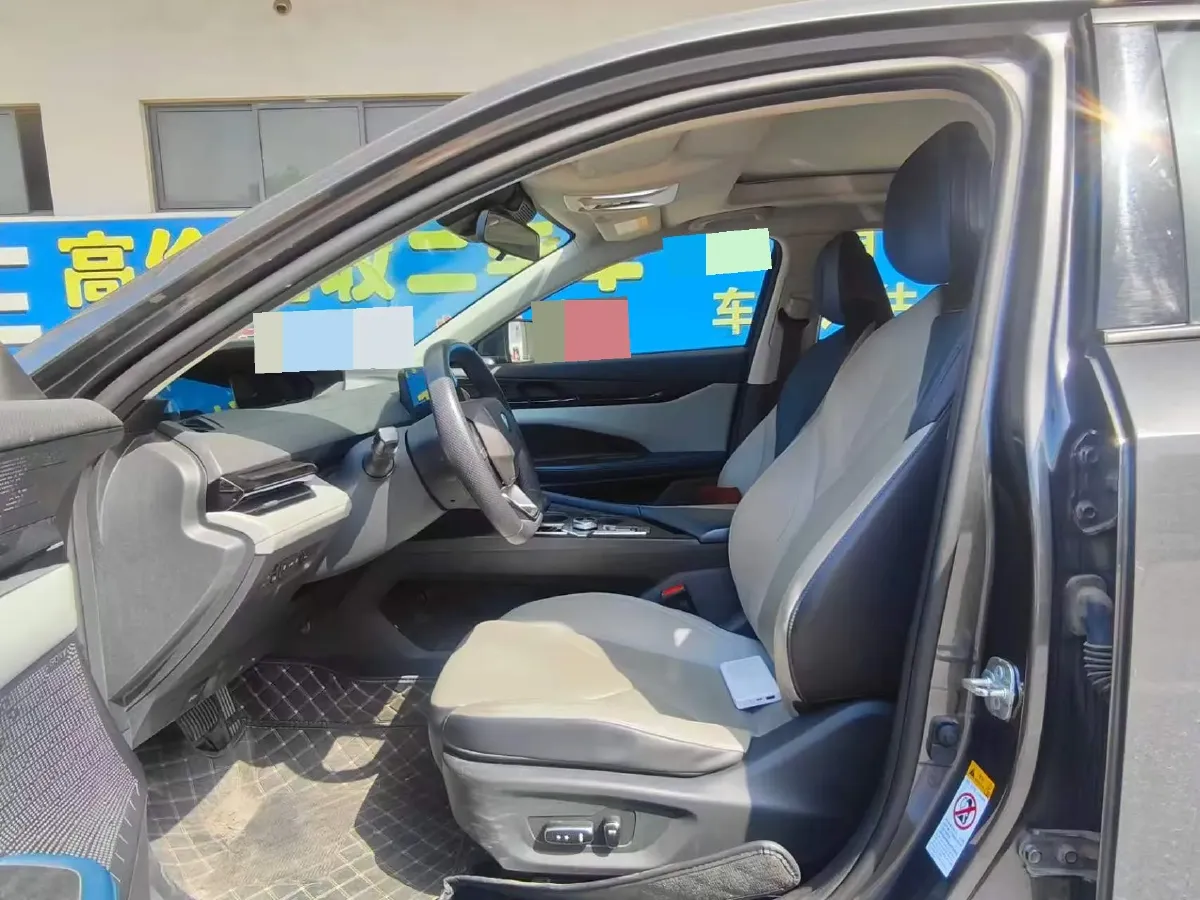 2023 ChangAn UNI-V iDD 1.5T 170HP L4 6TCT PHEV 18.4KWH,autocango,china used car exporter,china ev exporter,chinese used car exporter,chinese used ev exporter