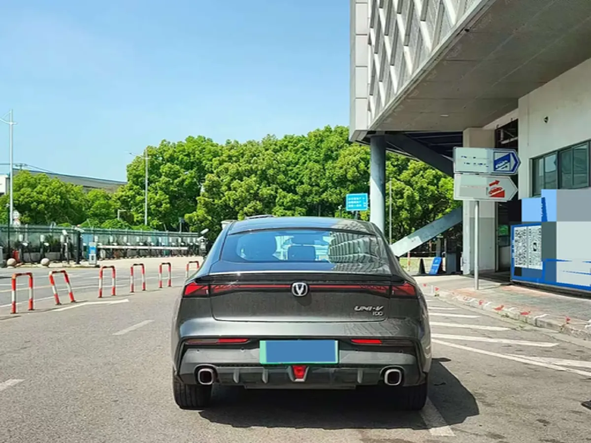 2023 ChangAn UNI-V iDD 1.5T 170HP L4 6TCT PHEV 18.4KWH,autocango,china used car exporter,china ev exporter,chinese used car exporter,chinese used ev exporter