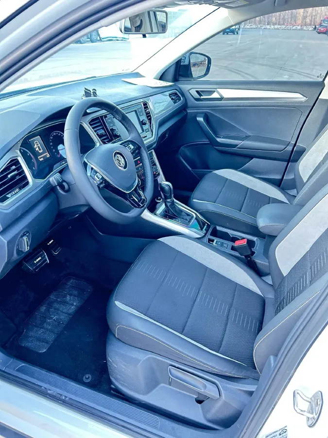 2019 Volkswagen T-Roc 1.4T 131HP L4 7DCT,autocango,china used car exporter,china ev exporter,chinese used car exporter,chinese used ev exporter