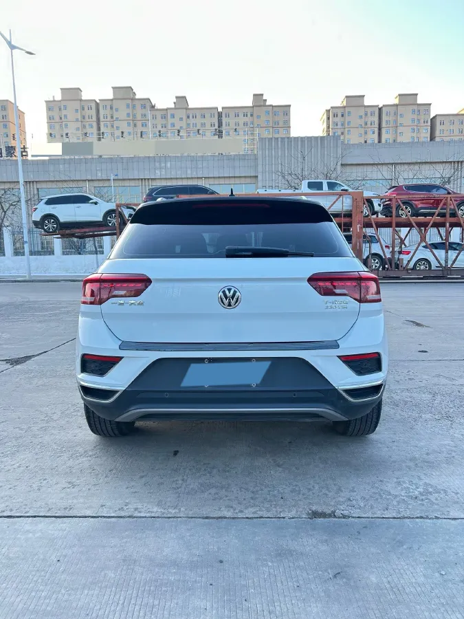 2019 Volkswagen T-Roc 1.4T 131HP L4 7DCT,autocango,china used car exporter,china ev exporter,chinese used car exporter,chinese used ev exporter