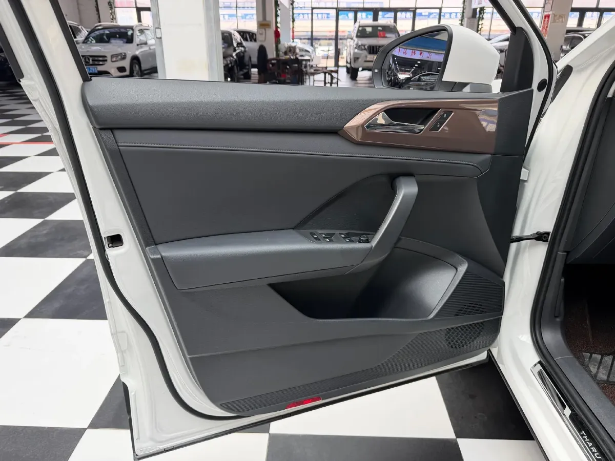 2021 Volkswagen Tharu 1.4T 150HP L4 7DCT,autocango,china used car exporter,china ev exporter,chinese used car exporter,chinese used ev exporter