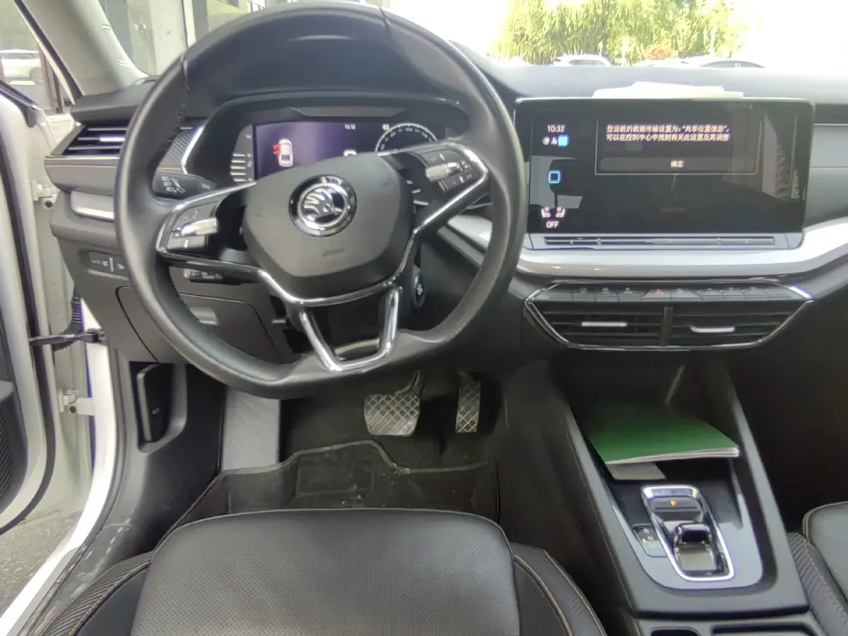 2021 Skoda Octavia 1.4T 150HP L4 7DCT,autocango,china used car exporter,china ev exporter,chinese used car exporter,chinese used ev exporter