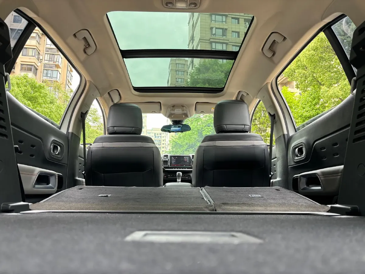 2017 Citroen C5 Aircross 1.6T 167HP L4 6AT,autocango,china used car exporter,china ev exporter,chinese used car exporter,chinese used ev exporter