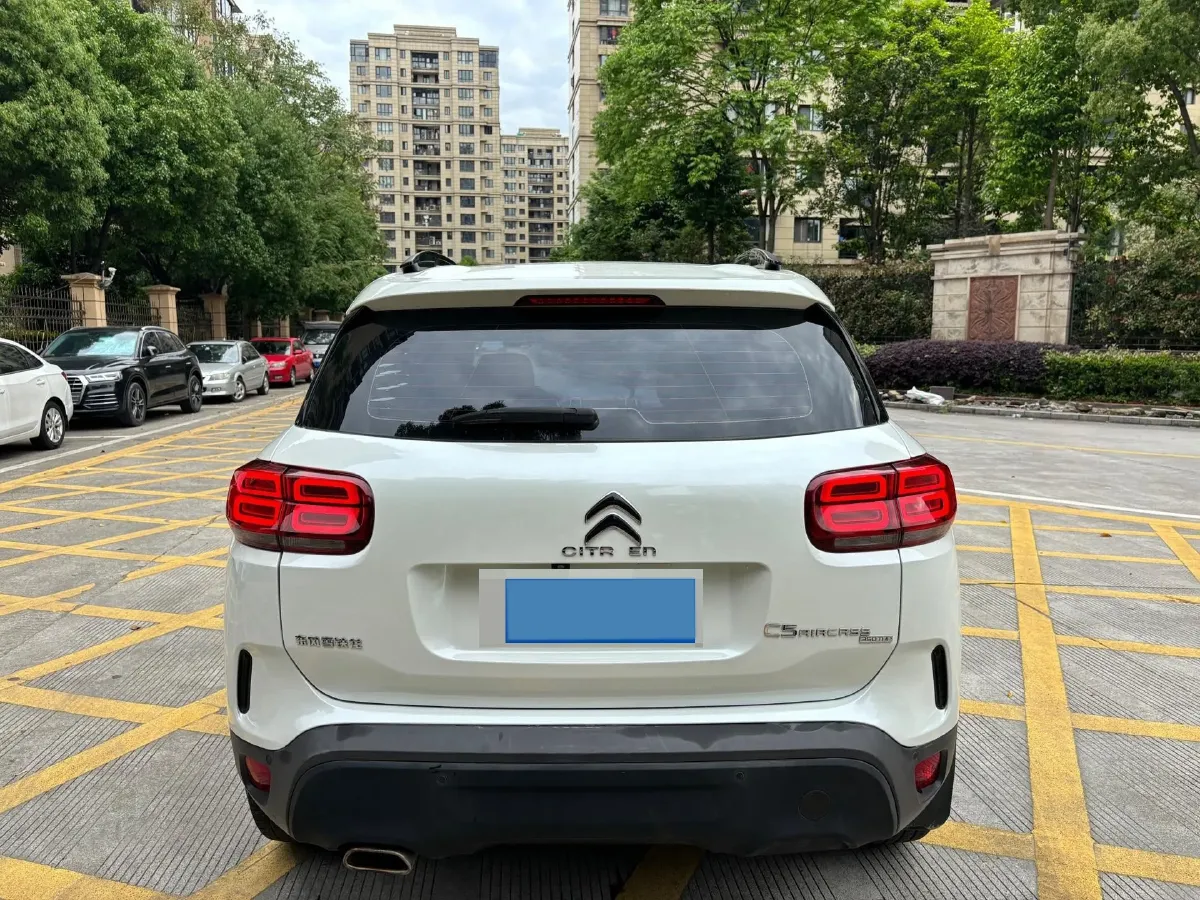 2017 Citroen C5 Aircross 1.6T 167HP L4 6AT,autocango,china used car exporter,china ev exporter,chinese used car exporter,chinese used ev exporter