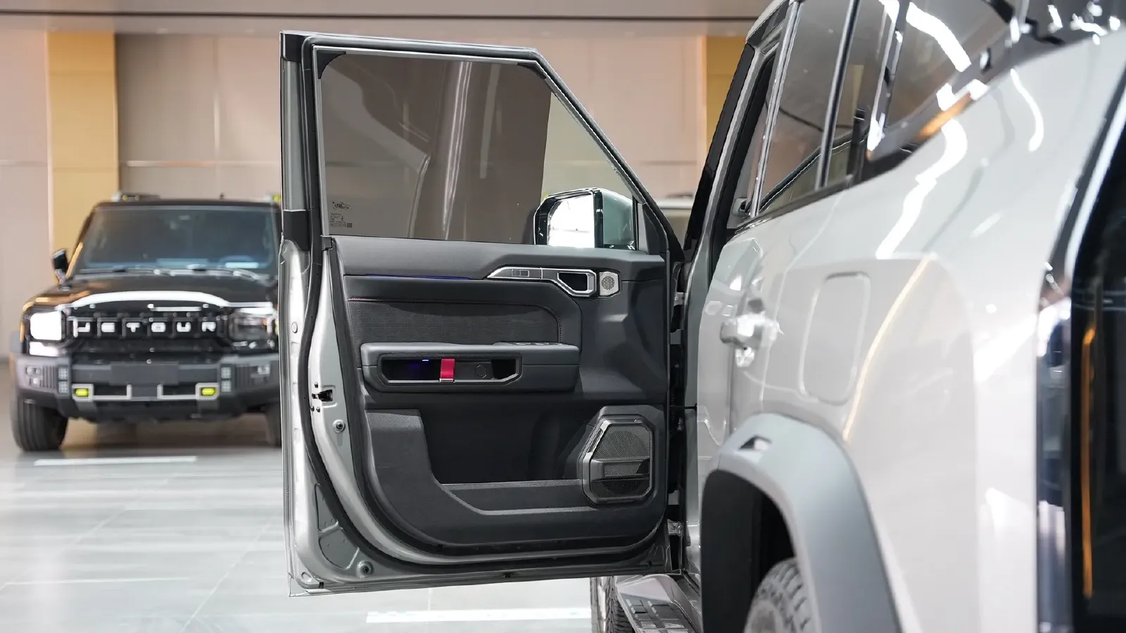 2024 Jetour ShanHai TravellerC-DM 1.5T 156HP L4 3DHT PHEV 43.24KWH,autocango,china used car exporter,china ev exporter,chinese used car exporter,chinese used ev exporter