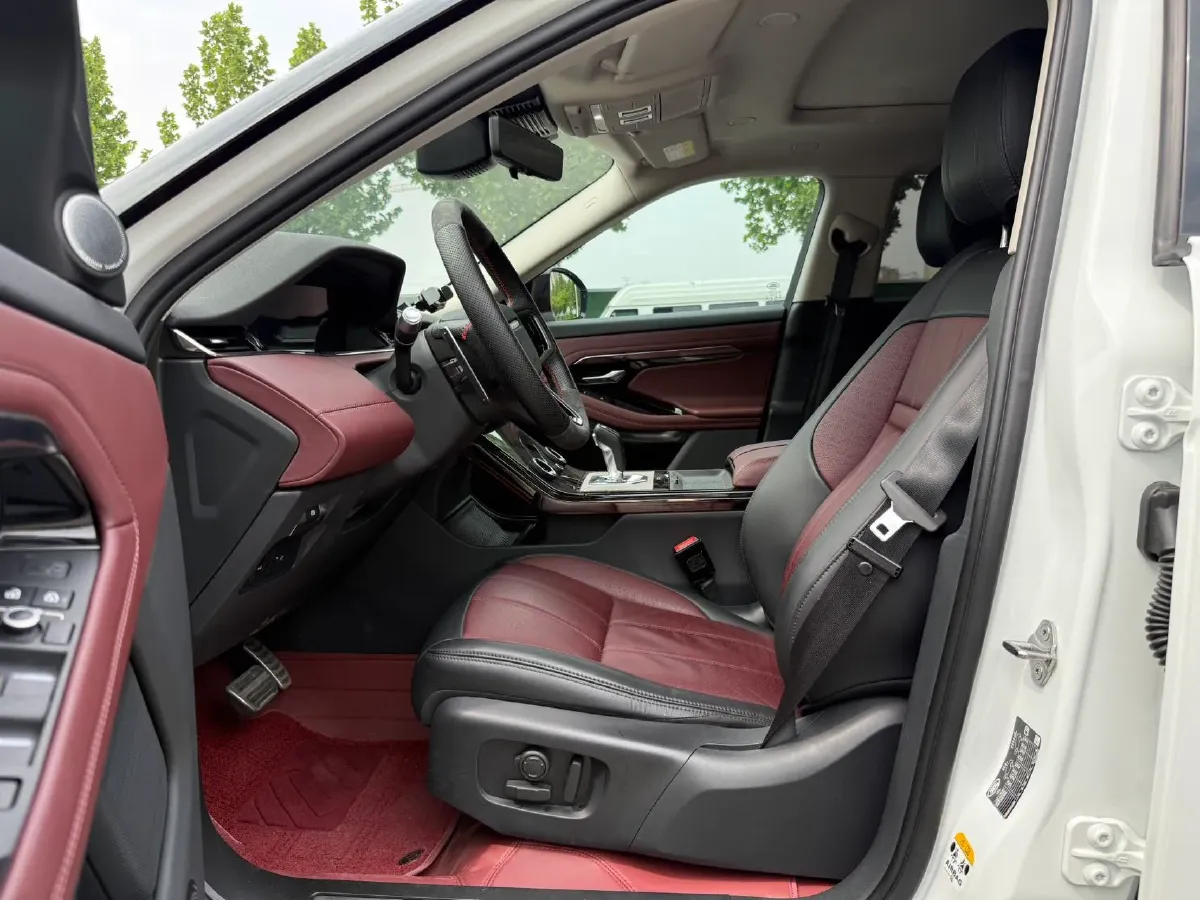 2021 Land Rover Range Rover Evoque 2.0T 249HP L4 9AT,autocango,china used car exporter,china ev exporter,chinese used car exporter,chinese used ev exporter