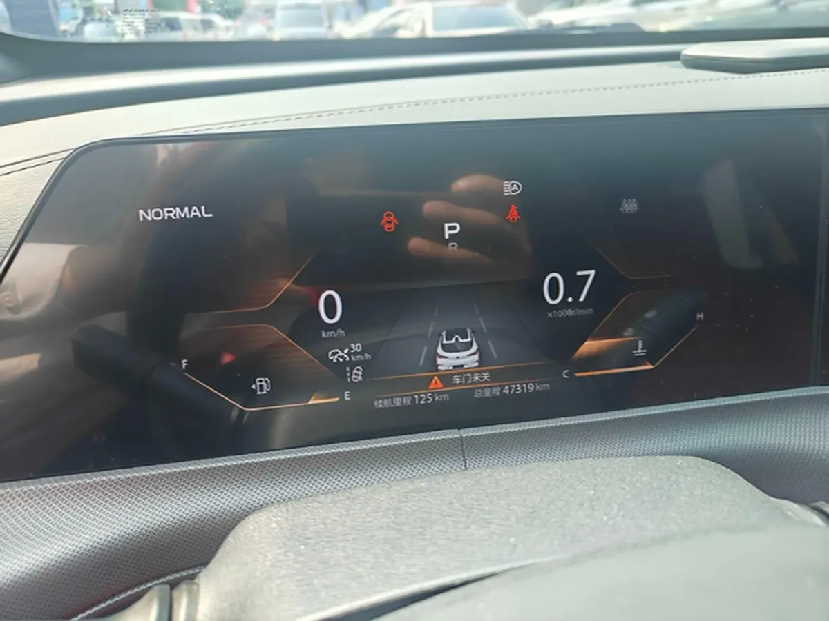 2021 ChangAn UNI-T 1.5T 180HP L4 7DCT,autocango,china used car exporter,china ev exporter,chinese used car exporter,chinese used ev exporter