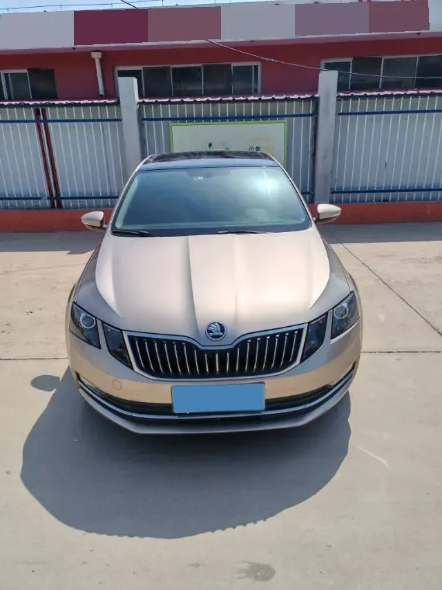 2018 Skoda Octavia 1.2T 116HP L4 7DCT,autocango,china used car exporter,china ev exporter,chinese used car exporter,chinese used ev exporter