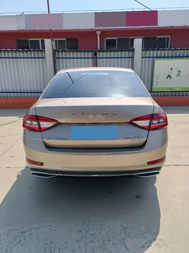2018 Skoda Octavia 1.2T 116HP L4 7DCT,autocango,china used car exporter,china ev exporter,chinese used car exporter,chinese used ev exporter