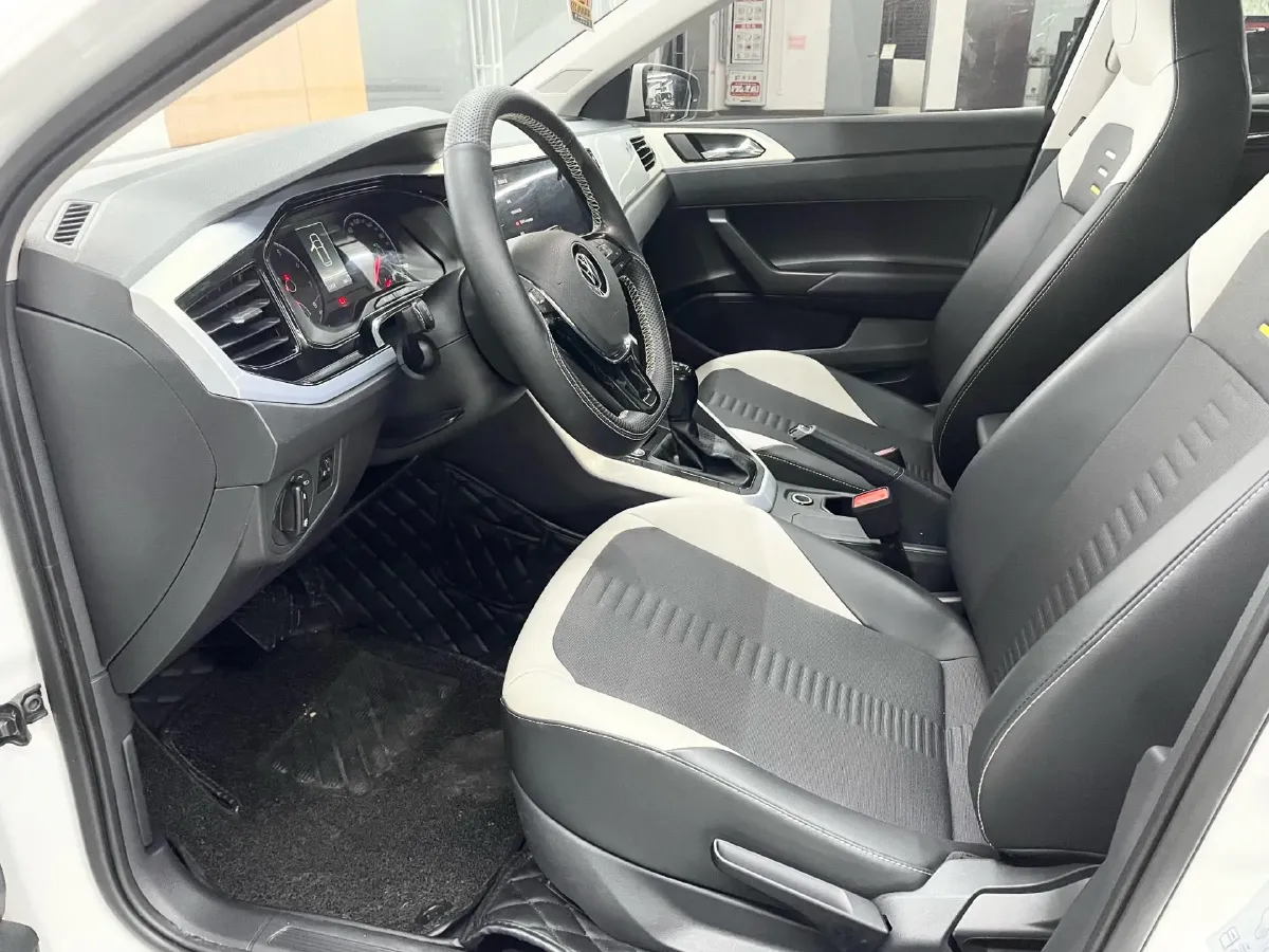 2021 Haval H6 1.5T 169HP L4 7DCT,autocango,china used car exporter,china ev exporter,chinese used car exporter,chinese used ev exporter