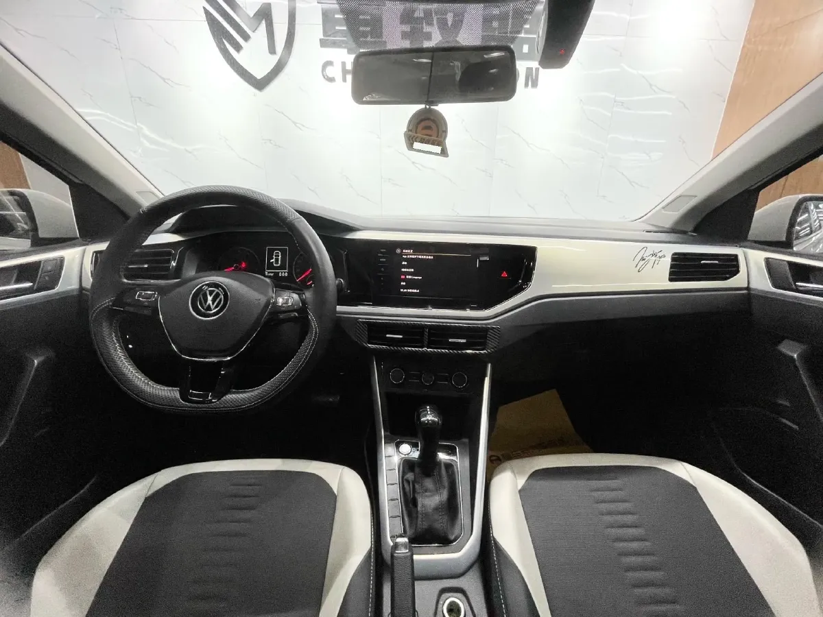 2021 Haval H6 1.5T 169HP L4 7DCT,autocango,china used car exporter,china ev exporter,chinese used car exporter,chinese used ev exporter