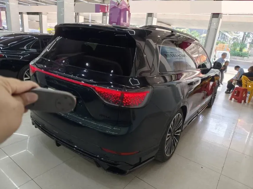 2024 AITO AITO M9 1.5T 152HP L4 REEV 42KWH,autocango,china used car exporter,china ev exporter,chinese used car exporter,chinese used ev exporter