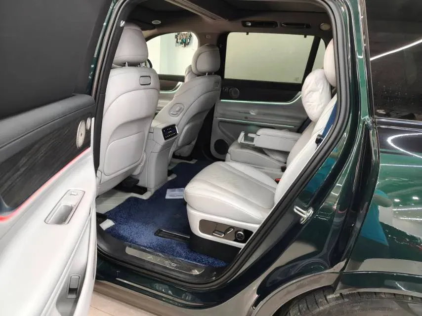 2024 AITO AITO M9 1.5T 152HP L4 REEV 42KWH,autocango,china used car exporter,china ev exporter,chinese used car exporter,chinese used ev exporter