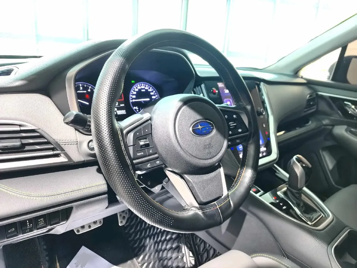 2021 Subaru Outback 2.5L 169HP H4 CVT,autocango,china used car exporter,china ev exporter,chinese used car exporter,chinese used ev exporter