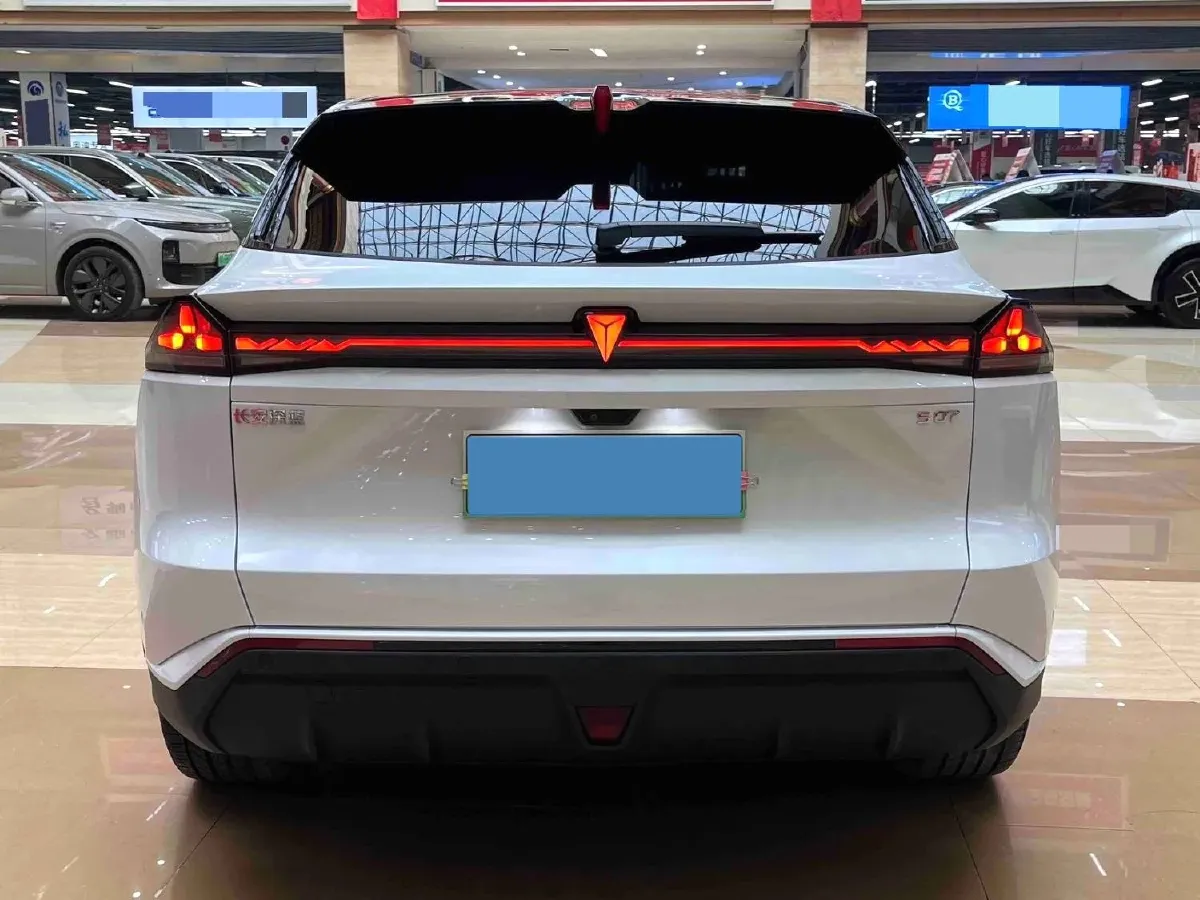 2025 Deepal S07 BEV 68.82KWH,autocango,china used car exporter,china ev exporter,chinese used car exporter,chinese used ev exporter