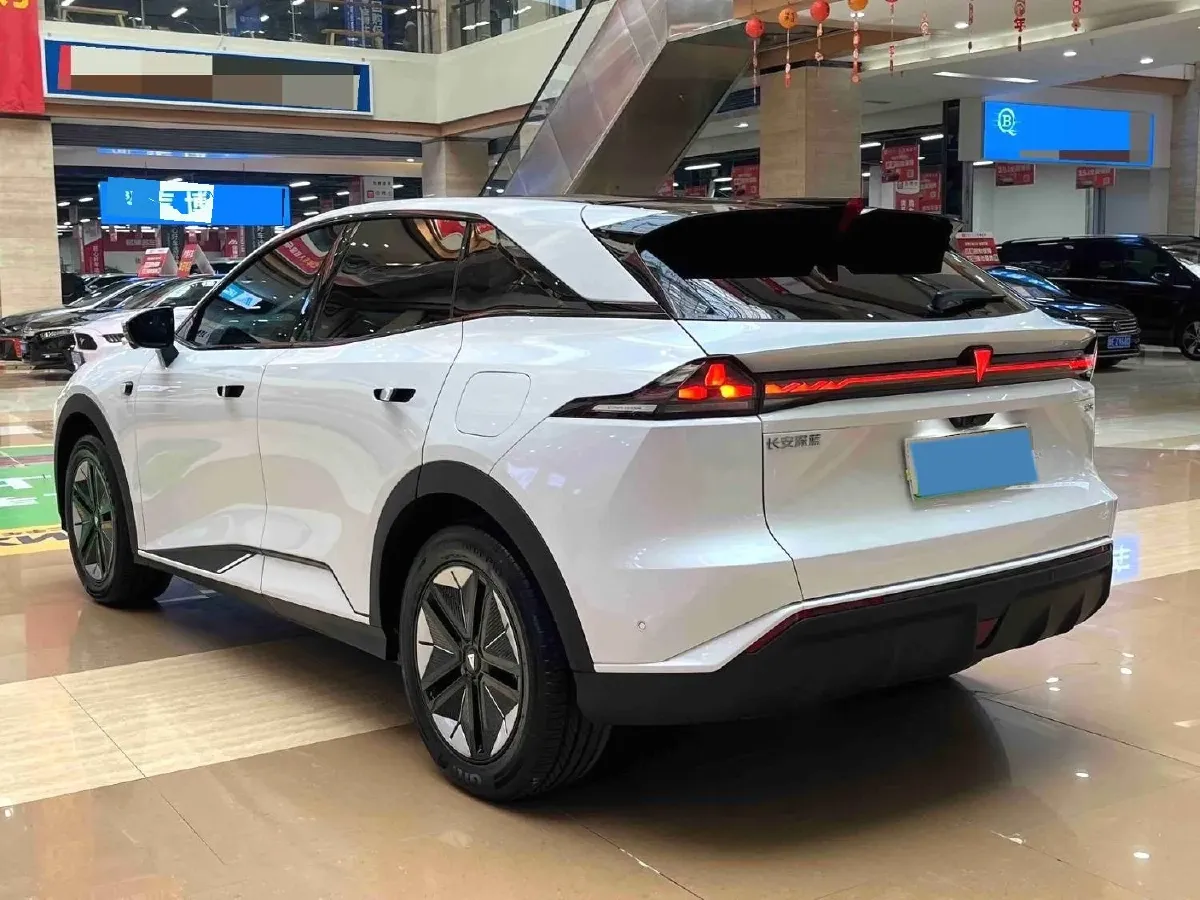 2025 Deepal S07 BEV 68.82KWH,autocango,china used car exporter,china ev exporter,chinese used car exporter,chinese used ev exporter