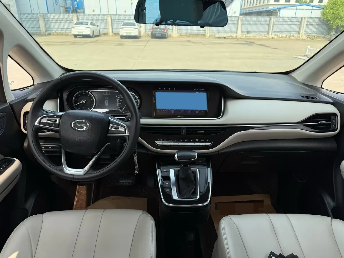 2021 GAC Trumpchi M6 1.5T 169HP L4 7DCT,autocango,china used car exporter,china ev exporter,chinese used car exporter,chinese used ev exporter