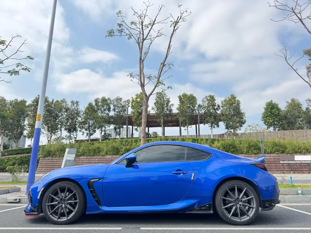 2022 Subaru BRZ 2.4L 234HP H4 6AT,autocango,china used car exporter,china ev exporter,chinese used car exporter,chinese used ev exporter