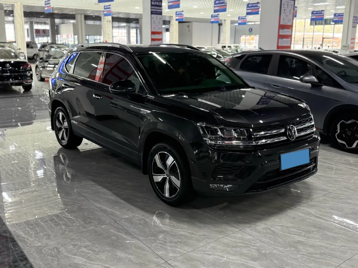 2022 Ford Transit 2.0T 202HP L4 6AT,autocango,china used car exporter,china ev exporter,chinese used car exporter,chinese used ev exporter