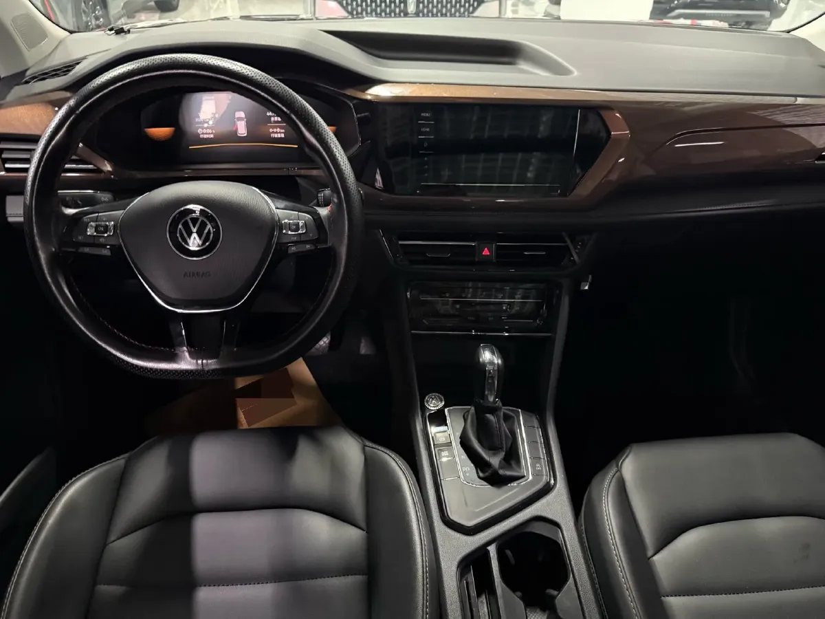 2022 Ford Transit 2.0T 202HP L4 6AT,autocango,china used car exporter,china ev exporter,chinese used car exporter,chinese used ev exporter