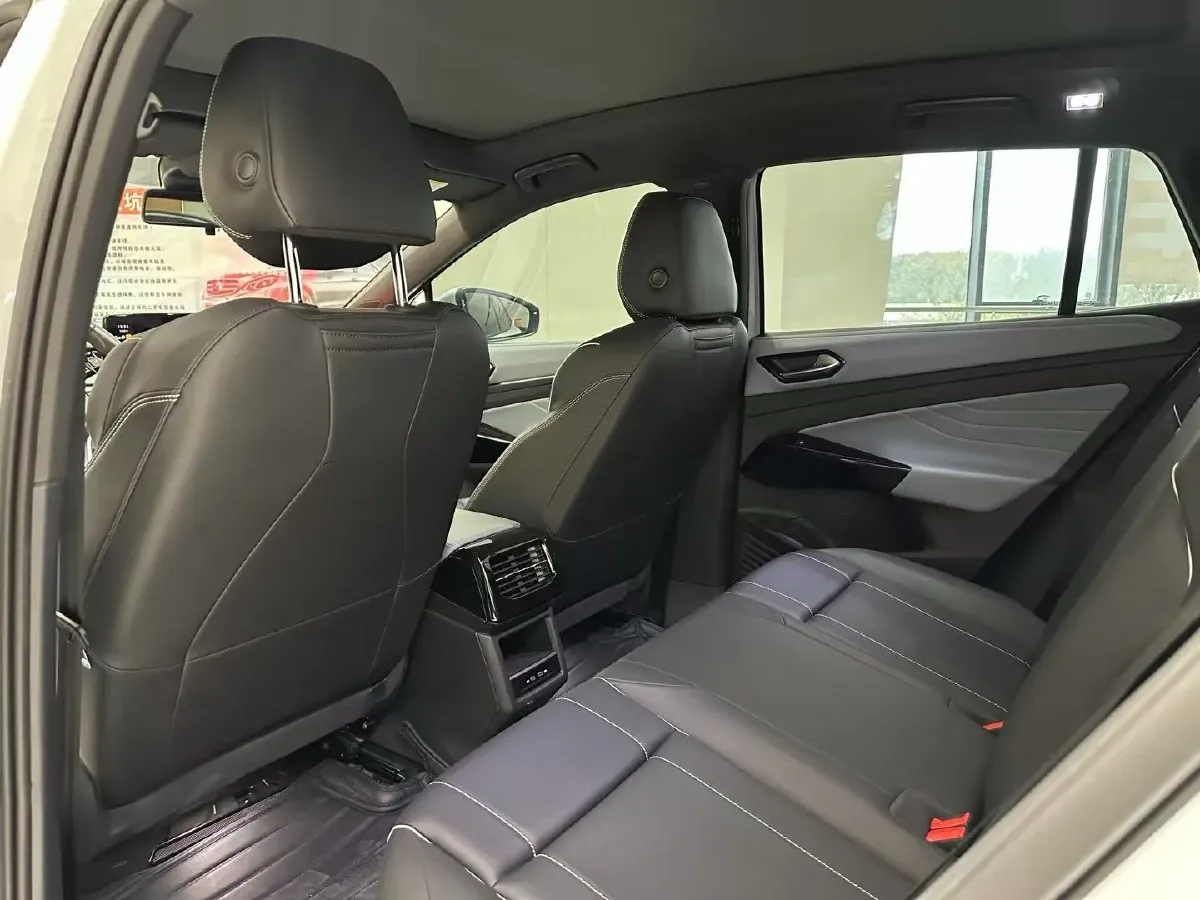 2023 Volkswagen ID.4 X BEV 52.8KWH,autocango,china used car exporter,china ev exporter,chinese used car exporter,chinese used ev exporter