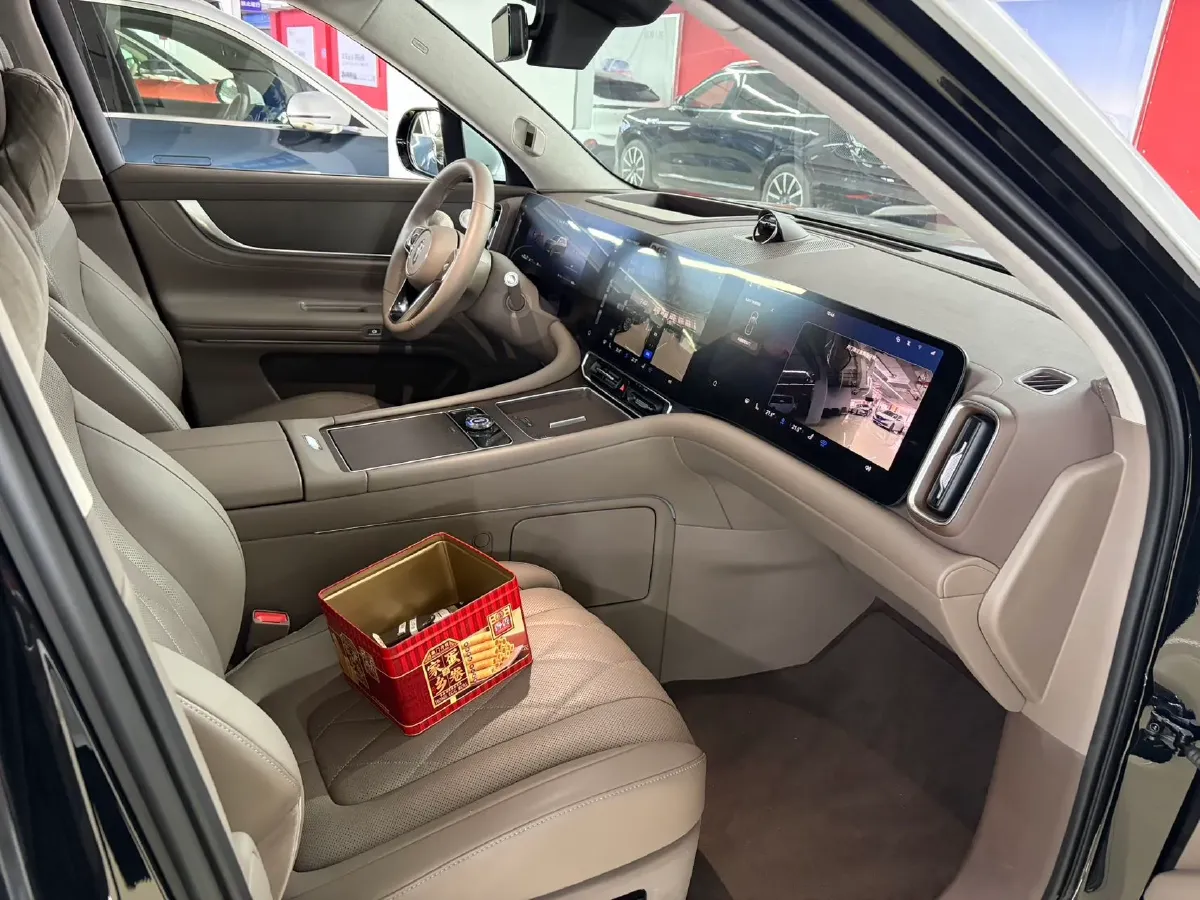 2024 AITO AITO M9 1.5T 152HP L4 REEV 42KWH,autocango,china used car exporter,china ev exporter,chinese used car exporter,chinese used ev exporter