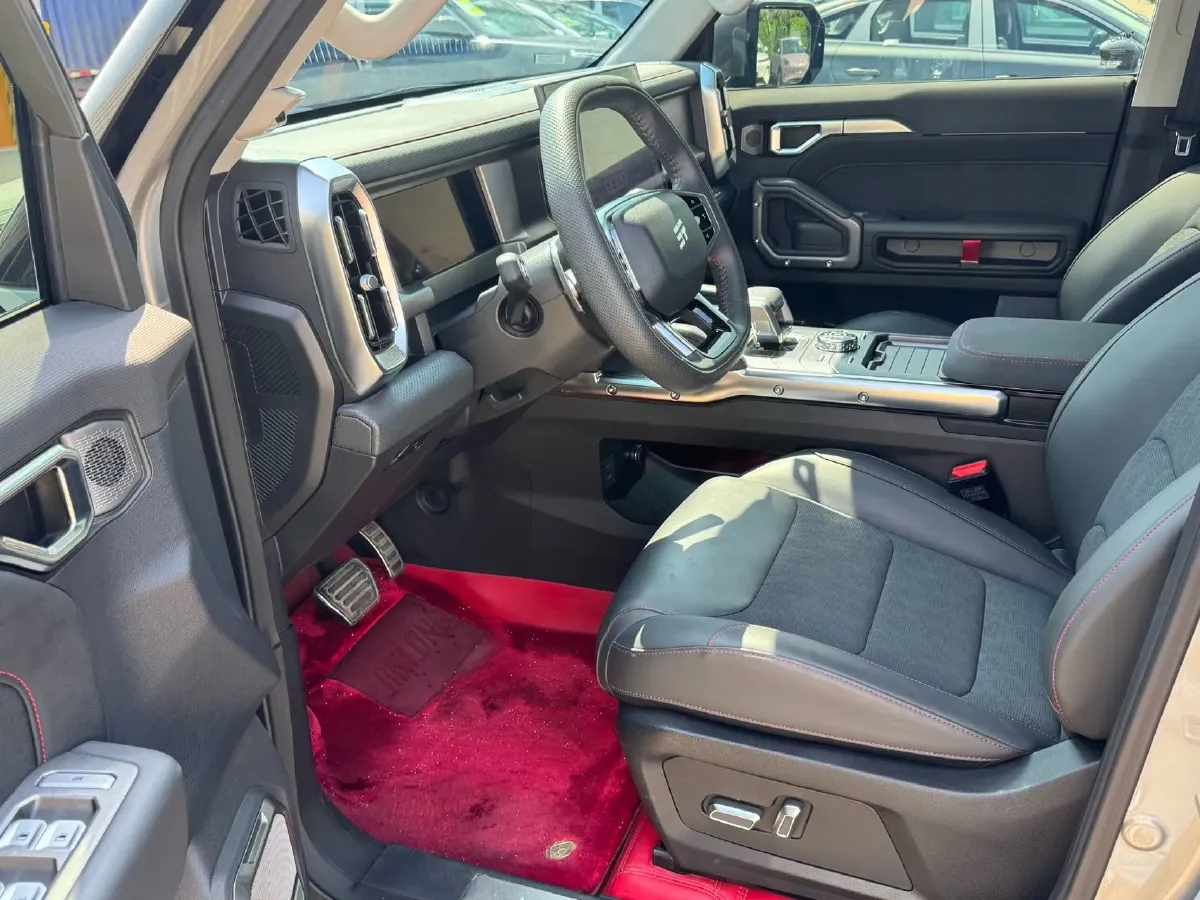 2023 Jetour Traveller 2.0T 254HP L4 7DCT,autocango,china used car exporter,china ev exporter,chinese used car exporter,chinese used ev exporter