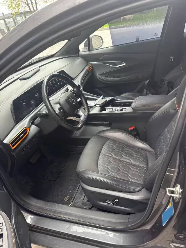 2022 ChangAn UNI-T 1.5T 188HP L4 7DCT,autocango,china used car exporter,china ev exporter,chinese used car exporter,chinese used ev exporter