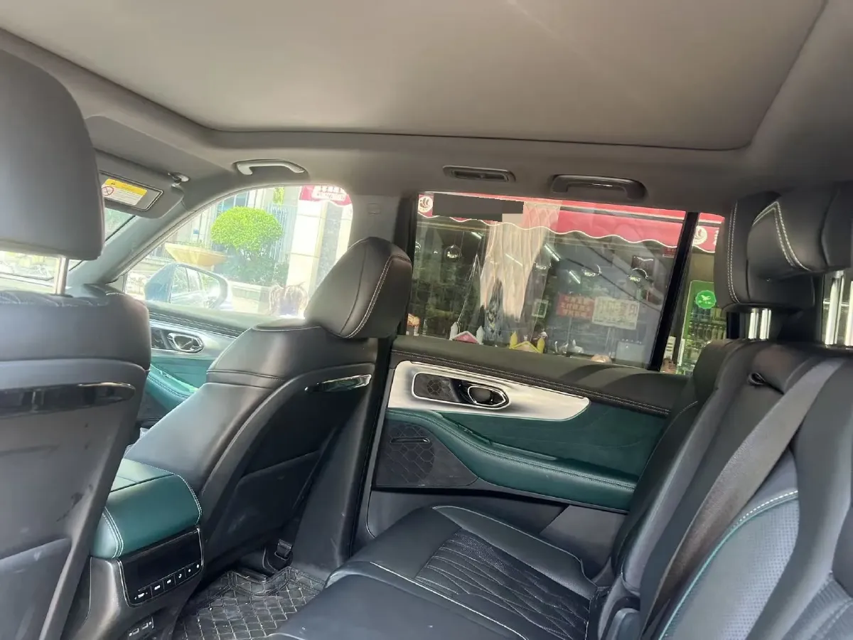 2022 GAC Trumpchi GS8 2.0T 190HP L4 E-CVT Hybrid,autocango,china used car exporter,china ev exporter,chinese used car exporter,chinese used ev exporter