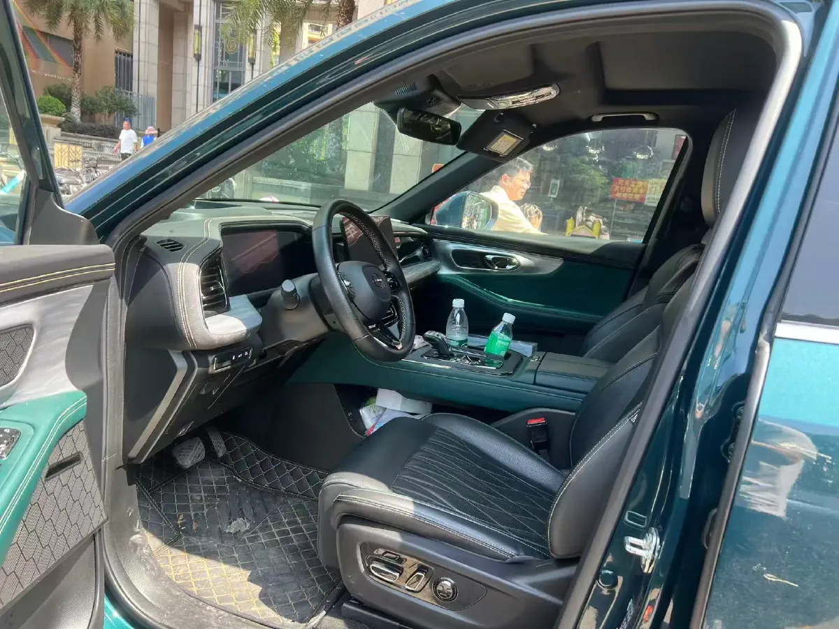 2022 GAC Trumpchi GS8 2.0T 190HP L4 E-CVT Hybrid,autocango,china used car exporter,china ev exporter,chinese used car exporter,chinese used ev exporter