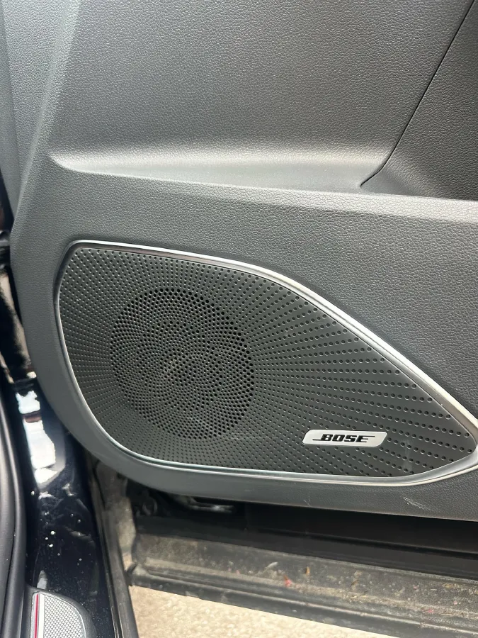 2023 HongQi HS5 2.0T 252HP L4 8AT,autocango,china used car exporter,china ev exporter,chinese used car exporter,chinese used ev exporter