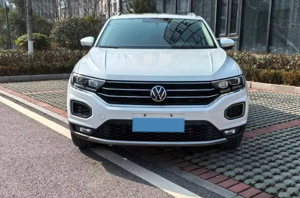 2021 Volkswagen T-Roc 1.4T 150HP L4 7DCT,autocango,china used car exporter,china ev exporter,chinese used car exporter,chinese used ev exporter