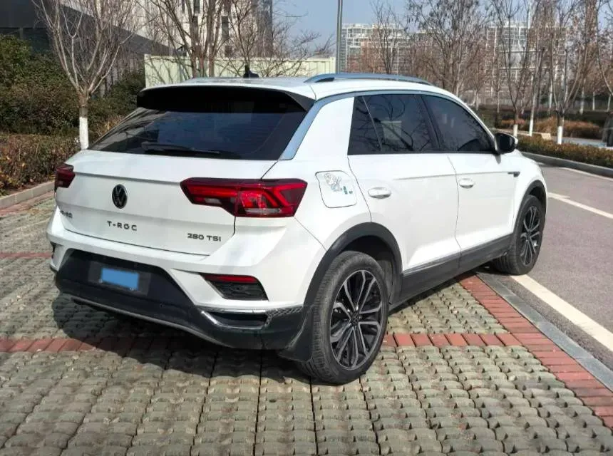 2021 Volkswagen T-Roc 1.4T 150HP L4 7DCT,autocango,china used car exporter,china ev exporter,chinese used car exporter,chinese used ev exporter