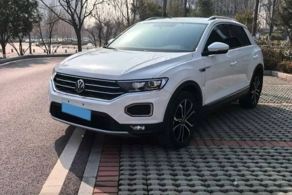 2021 Volkswagen T-Roc 1.4T 150HP L4 7DCT,autocango,china used car exporter,china ev exporter,chinese used car exporter,chinese used ev exporter