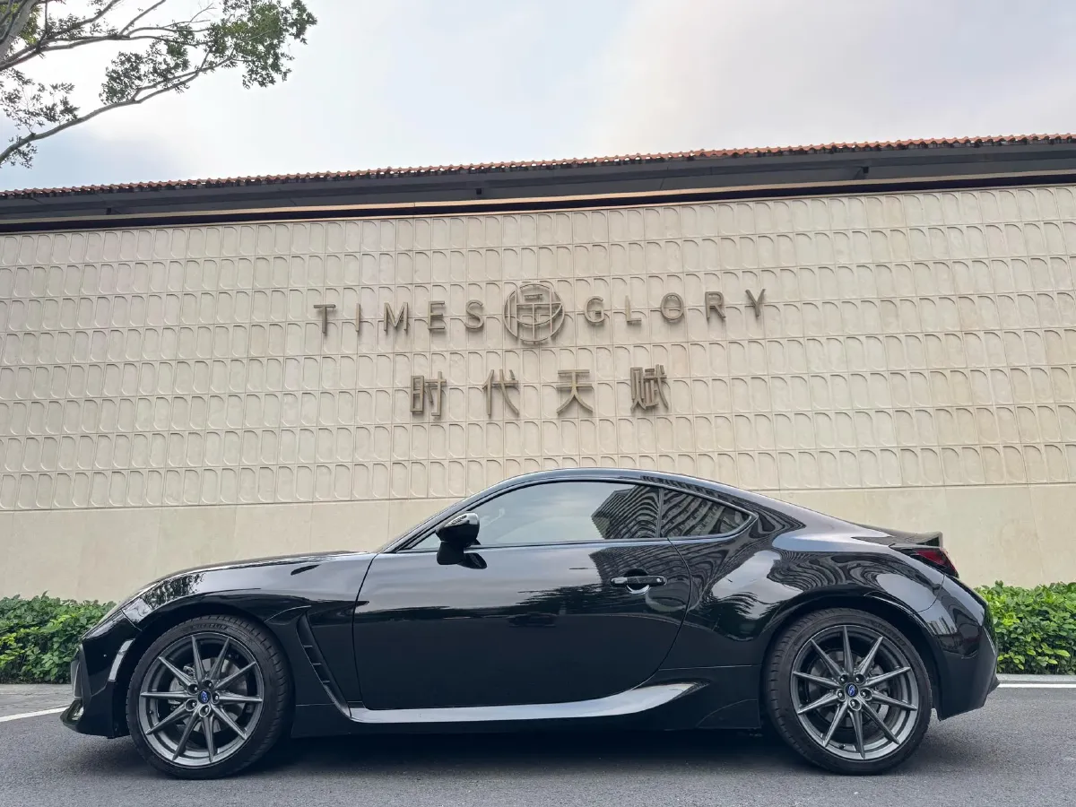 2022 Subaru BRZ 2.4L 234HP H4 6MT,autocango,china used car exporter,china ev exporter,chinese used car exporter,chinese used ev exporter