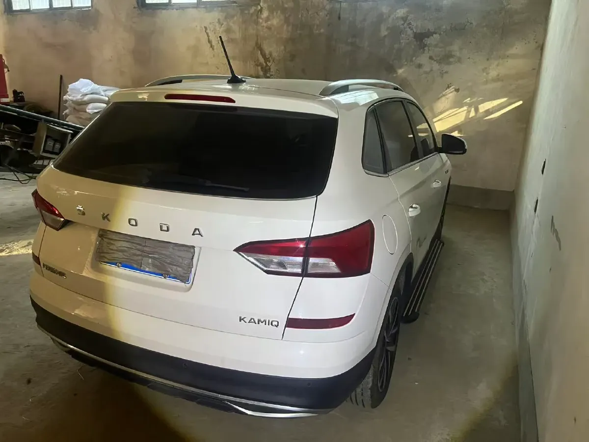 2020 Skoda Kamiq 1.2T 116HP L4 7DCT,autocango,china used car exporter,china ev exporter,chinese used car exporter,chinese used ev exporter