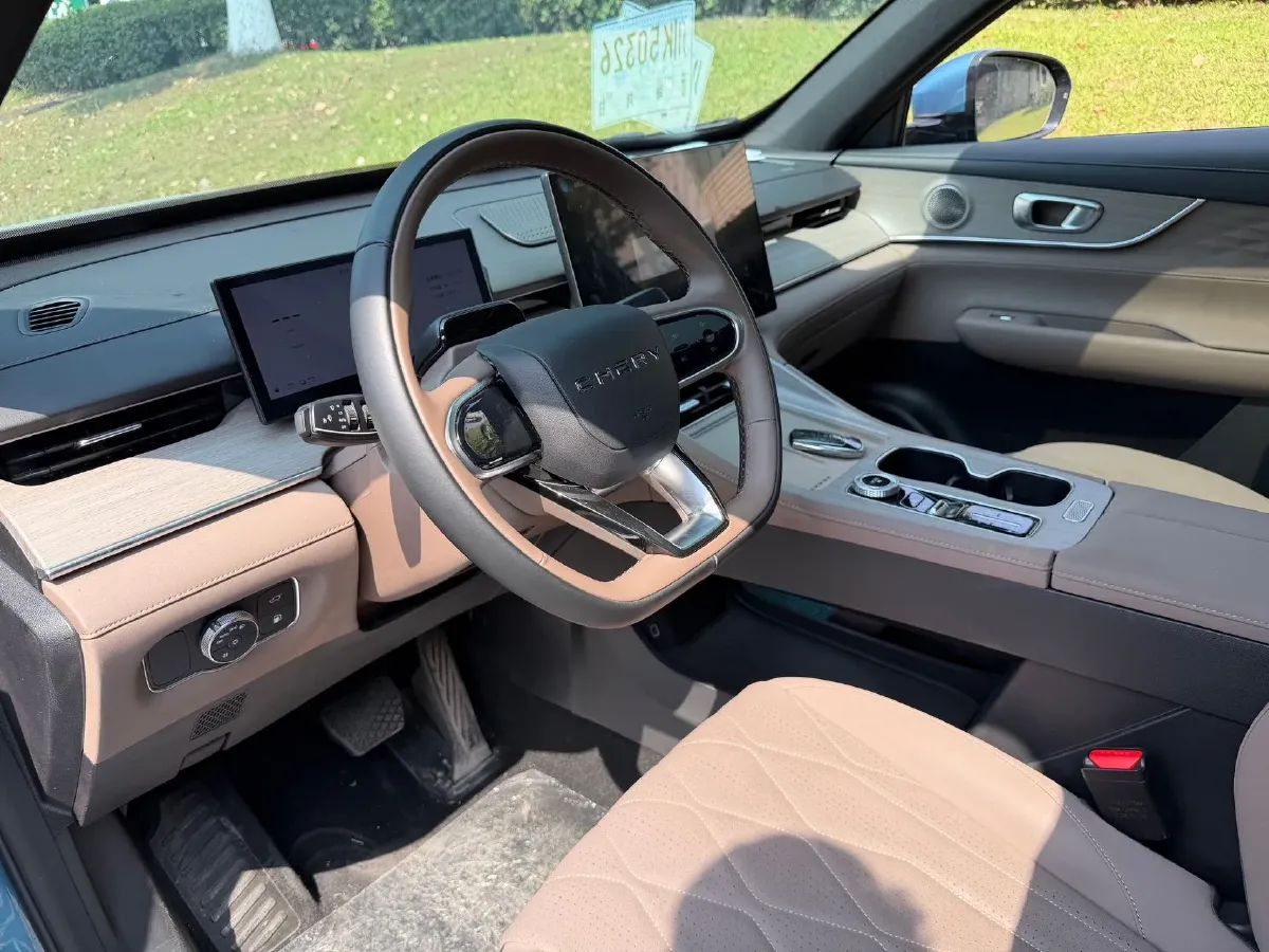 2025 Chery Tiggo8 PLUS C-DM 1.5T 156HP L4 1DHT PHEV,autocango,china used car exporter,china ev exporter,chinese used car exporter,chinese used ev exporter