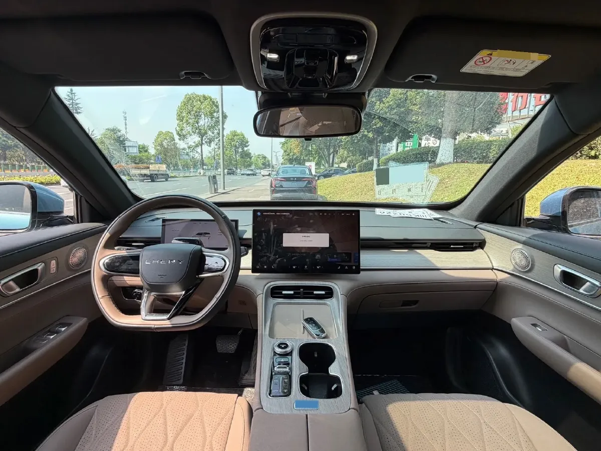 2025 Chery Tiggo8 PLUS C-DM 1.5T 156HP L4 1DHT PHEV,autocango,china used car exporter,china ev exporter,chinese used car exporter,chinese used ev exporter