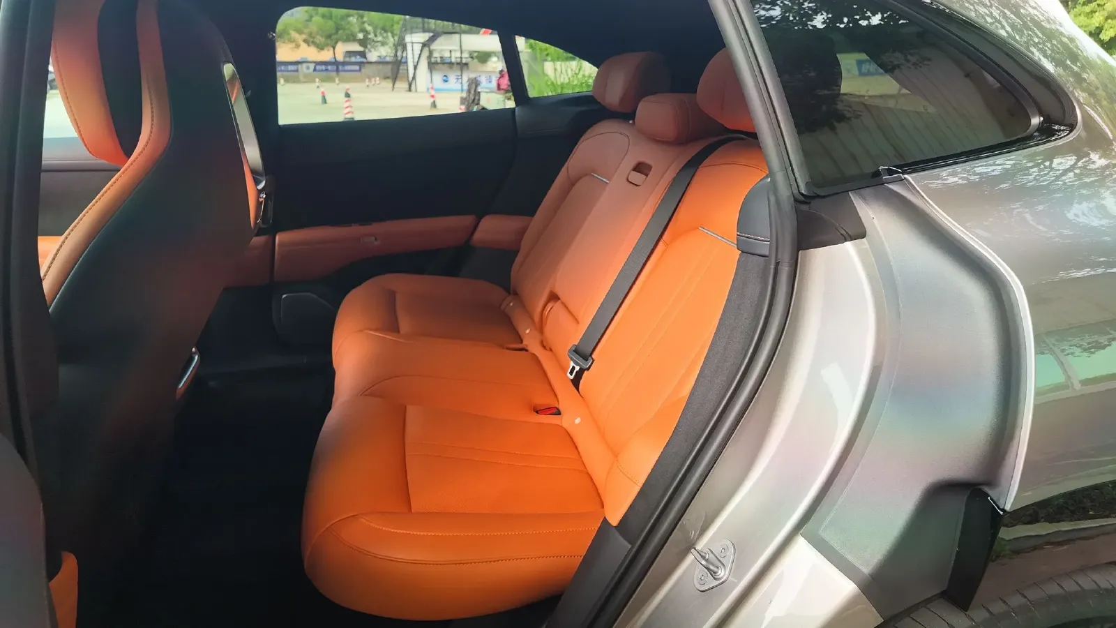 2025 MI YU7 BEV 96.3KWH,autocango,china used car exporter,china ev exporter,chinese used car exporter,chinese used ev exporter