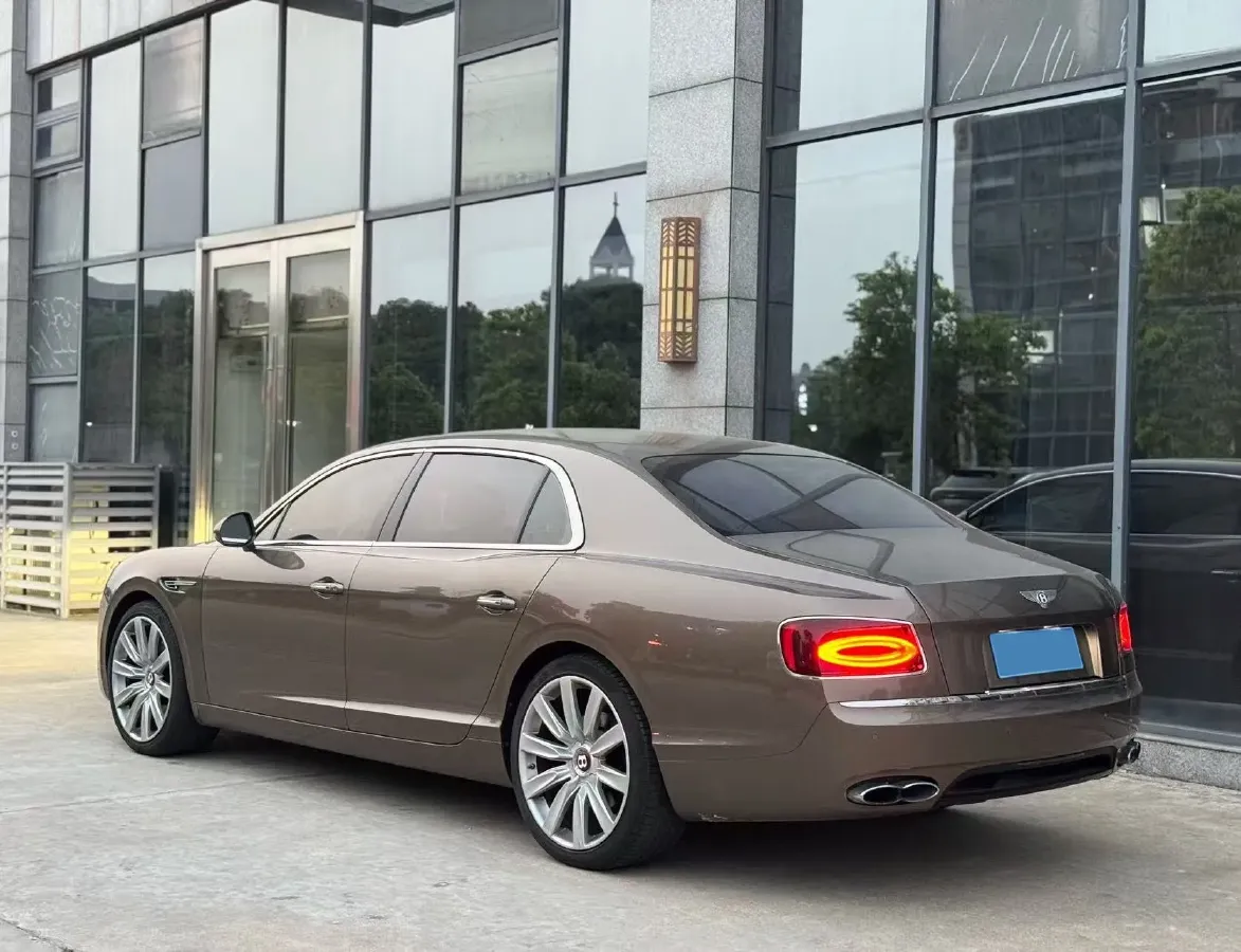 2017 Bentley Flying Spur 4.0T 528HP V8 8AT,autocango,china used car exporter,china ev exporter,chinese used car exporter,chinese used ev exporter
