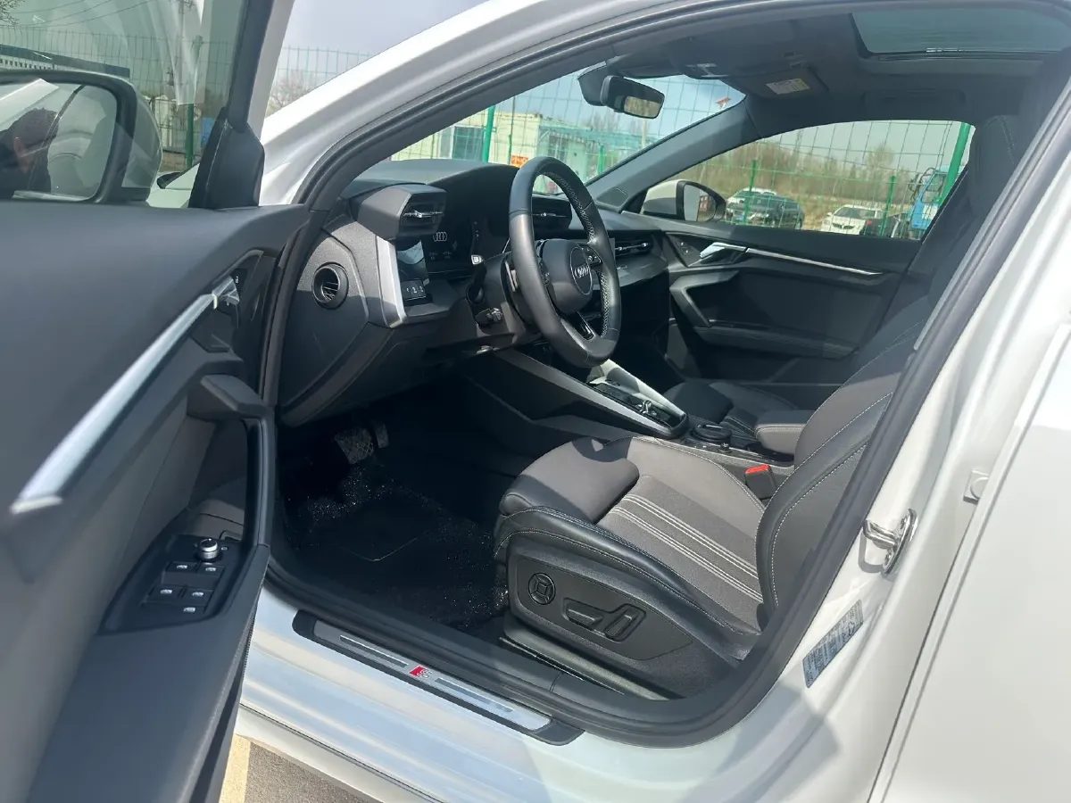 2022 Audi A3 1.4T 150HP L4 7DCT,autocango,china used car exporter,china ev exporter,chinese used car exporter,chinese used ev exporter