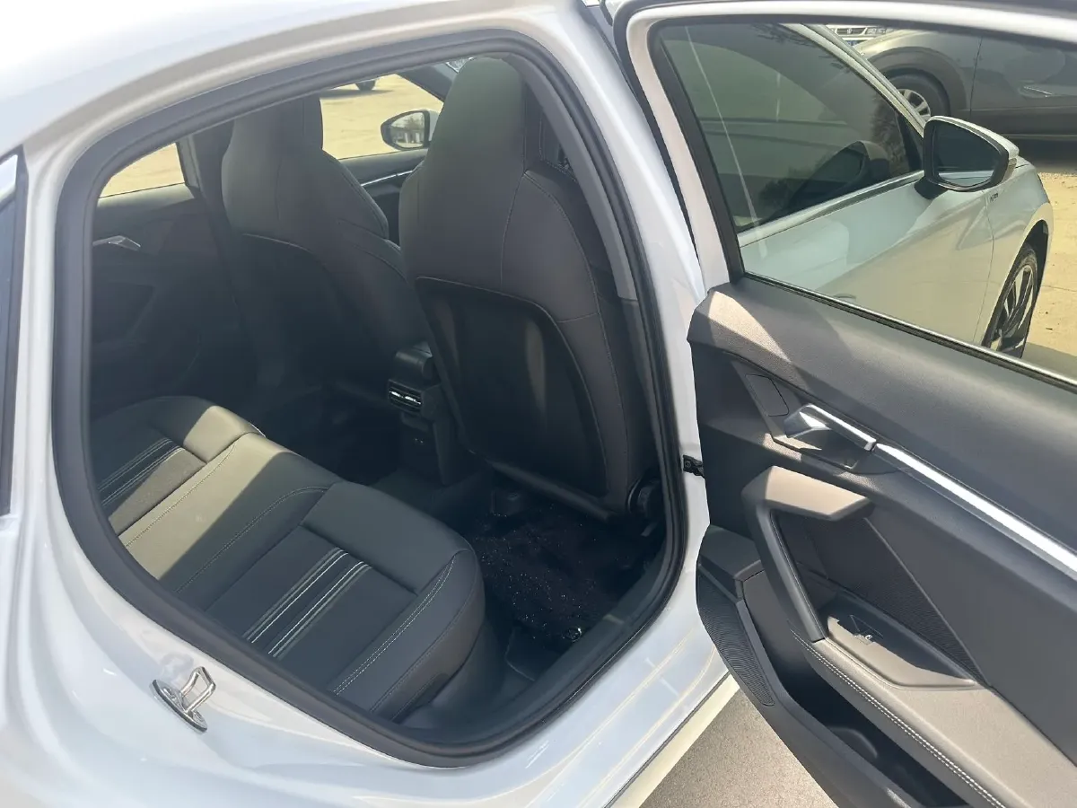 2022 Audi A3 1.4T 150HP L4 7DCT,autocango,china used car exporter,china ev exporter,chinese used car exporter,chinese used ev exporter