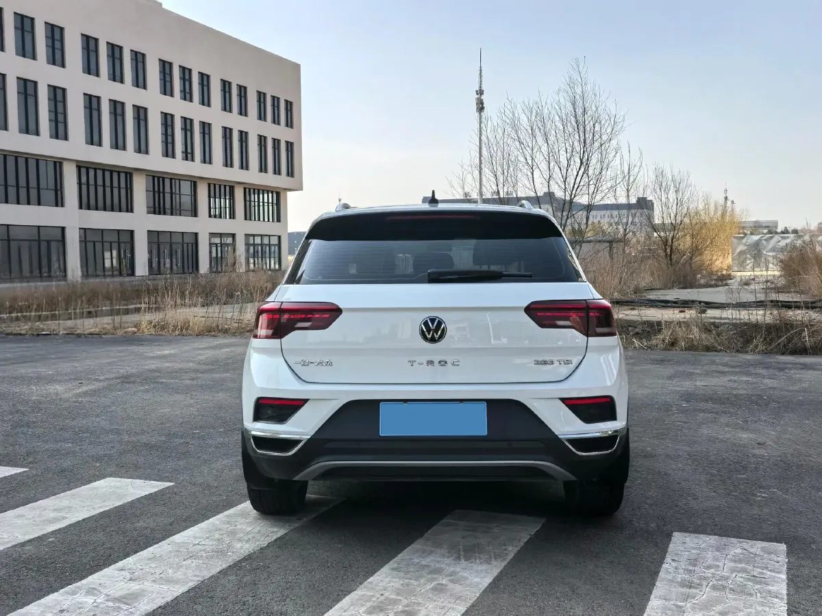 2021 Volkswagen T-Roc 1.4T 150HP L4 7DCT,autocango,china used car exporter,china ev exporter,chinese used car exporter,chinese used ev exporter