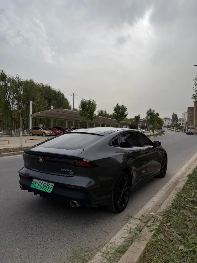 2023 ChangAn UNI-V iDD 1.5T 170HP L4 6TCT PHEV 18.4KWH,autocango,china used car exporter,china ev exporter,chinese used car exporter,chinese used ev exporter