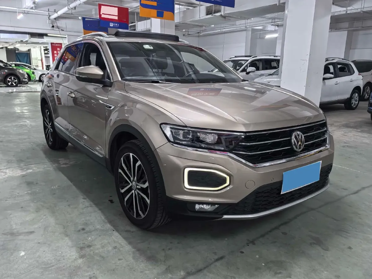 2019 Volkswagen T-Roc 1.4T 150HP L4 7DCT,autocango,china used car exporter,china ev exporter,chinese used car exporter,chinese used ev exporter